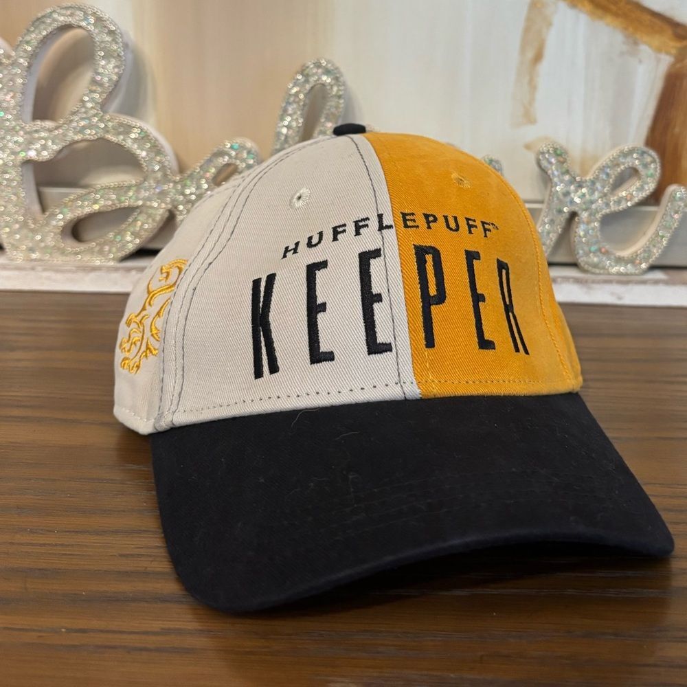 Harry Potter Hufflepuff Keeper Baseball Cap Black/White/Gold